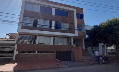 apartamento en venta en edf pietra santa. Cod V2292