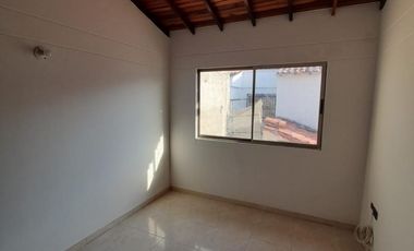 apartamento en venta en edf pietra santa. Cod V2292