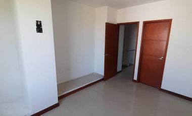 apartamento en venta en edf pietra santa. Cod V2292