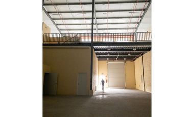 Local comercial en Vía Tocumen | Alquilo Galera