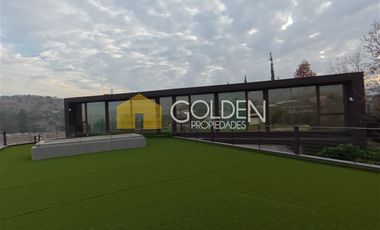Casa en venta de 5 dorm. en Lo Barnechea / Valle Escondido