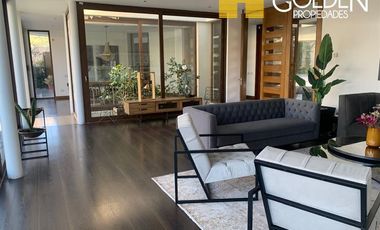 Casa en venta de 5 dorm. en Lo Barnechea / Valle Escondido