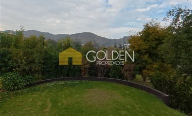 Casa en venta de 5 dorm. en Lo Barnechea / Valle Escondido