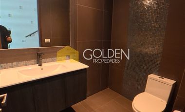 Casa en venta de 5 dorm. en Lo Barnechea / Valle Escondido