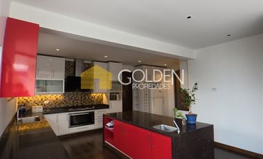 Casa en venta de 5 dorm. en Lo Barnechea / Valle Escondido