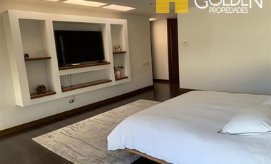 Casa en venta de 5 dorm. en Lo Barnechea / Valle Escondido