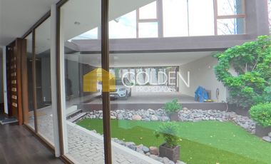 Casa en venta de 5 dorm. en Lo Barnechea / Valle Escondido