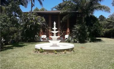 Vendo Casa Quinta en club de campo la Eugenia Garupa Mnes!!