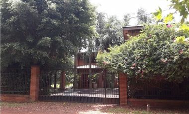 Vendo Casa Quinta en club de campo la Eugenia Garupa Mnes!!