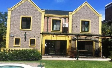 Excelente Casa - Barrio Barrancas San Jose