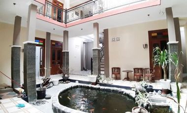 KOST EKSKLUSIF DI SETURAN DEKAT KAMPUS UPN