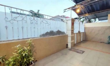 Rumah Pantai Mentari siap huni Semi Furnish Umsse