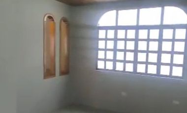 Alquilo amplio departamento de 4 habitaciones - Entre Ríos (J Luna)