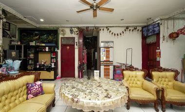 Rumah Tanah Luas 11 Menit ke Gerbang Tol Bintara Hadap Selatan J-40142