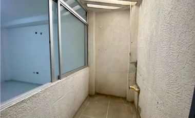 SE ARRIENDA LOCAL COMERCIAL SOBRE LA 5TA AVENIDA, SANTA MARTA