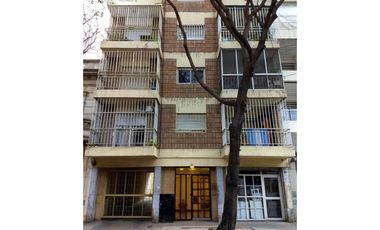 Departamento en Alquiler de 1 Dormitorio y Comodín, Facultad de Ingeniería, Barrio Martin, Rosario.