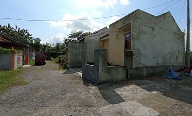 rumah wates 2km dari kota