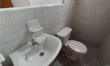 Edificio Comercial en Arriendo Medellín Sector Laureles