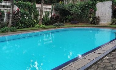 DISEWA RUMAH TOWN HOUSE DI JL. KEMANG MAMPANG PRAPATAN JAKARTA SELATAN