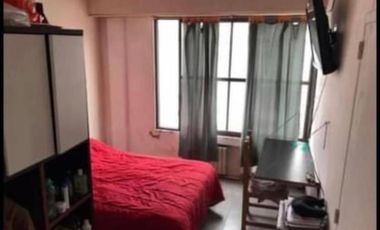 Departamento 4 ambientes con balcón en Rivadavia y Corrientes