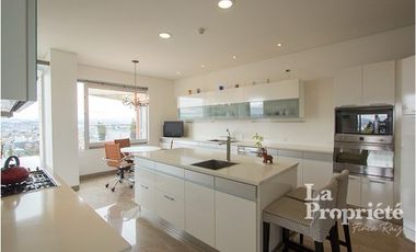 apartamento en arriendo/venta en los rosales. Cod A331