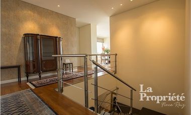 apartamento en arriendo/venta en los rosales. Cod A331