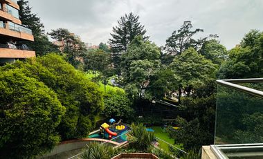 apartamento en arriendo/venta en los rosales. Cod A331