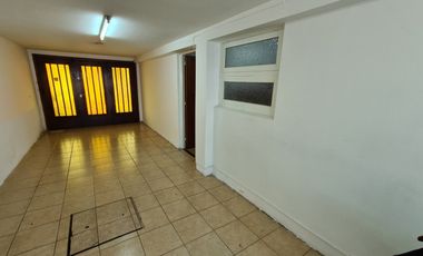 Venta - Chalet cuatro ambientes con quincho - Güemes 4565 - San Carlos