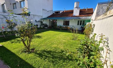 Venta - Chalet cuatro ambientes con quincho - Güemes 4565 - San Carlos