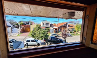 Venta - Chalet cuatro ambientes con quincho - Güemes 4565 - San Carlos