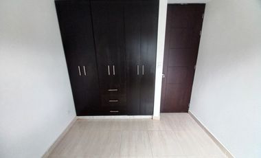 apartamento en arriendo en c.r portal del jardÍn  piso 5 sin ascensor. Cod A13602