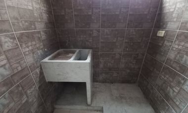 apartamento en arriendo en c.r portal del jardÍn  piso 5 sin ascensor. Cod A13602