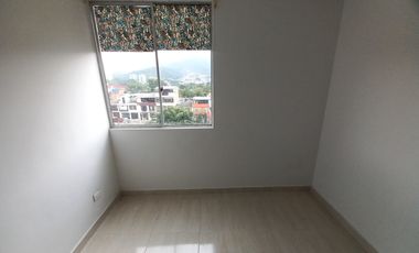 apartamento en arriendo en c.r portal del jardÍn  piso 5 sin ascensor. Cod A13602
