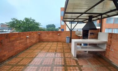 apartamento en arriendo en c.r portal del jardÍn  piso 5 sin ascensor. Cod A13602