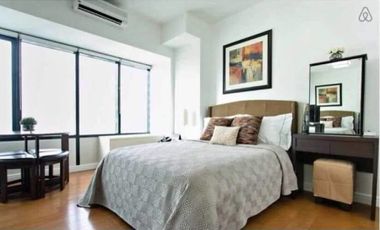 Studio CONDO FOR RENT in One Rockwell East, Makati City