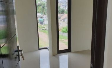 Rumah Villa Mewah Murah Strategis dkt PEMKOT Cimahi