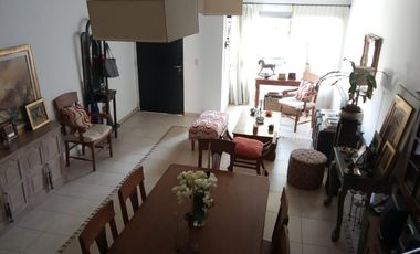 HERMOSO DUPLEX 4 AMBIENTES EN 3 PLANTAS, BOULOGNE