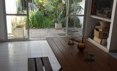 HERMOSO DUPLEX 4 AMBIENTES EN 3 PLANTAS, BOULOGNE