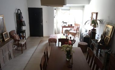 HERMOSO DUPLEX 4 AMBIENTES EN 3 PLANTAS, BOULOGNE