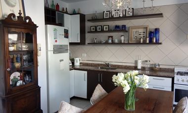 HERMOSO DUPLEX 4 AMBIENTES EN 3 PLANTAS, BOULOGNE