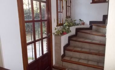 CASA DE 4 AMBIENTES CON ENTRADA DE AUTO.