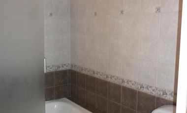 VENTA DE PH AL FRENTE TRES AMB. CON COCHERA