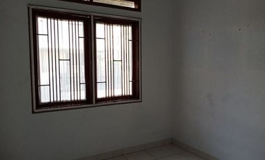 Di Sewakan Rumah Siap Huni 3 Kamar di Pasirkaliki Bandung
