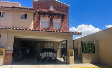 Venta Casa Equipada con Terreno excedente en Real de Madeira Portovel
