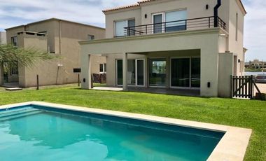 Lindísima casa en Las tipas, Nordelta.