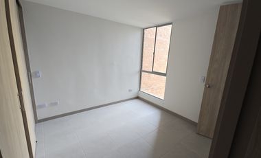 apartamento en arriendo en la cuenca. Cod A512545