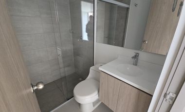 apartamento en arriendo en la cuenca. Cod A512545
