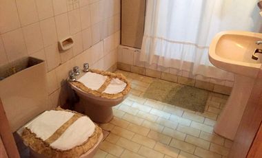 VENTA - TAPIALES - CASA 4 AMB - COD 824