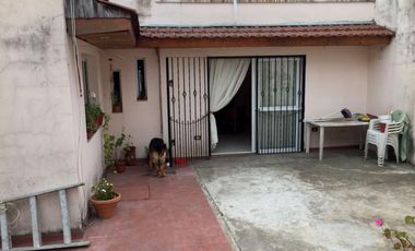 VENTA - TAPIALES - CASA 4 AMB - COD 824