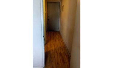 Oficina en Sector Comercial de Ñuñoa